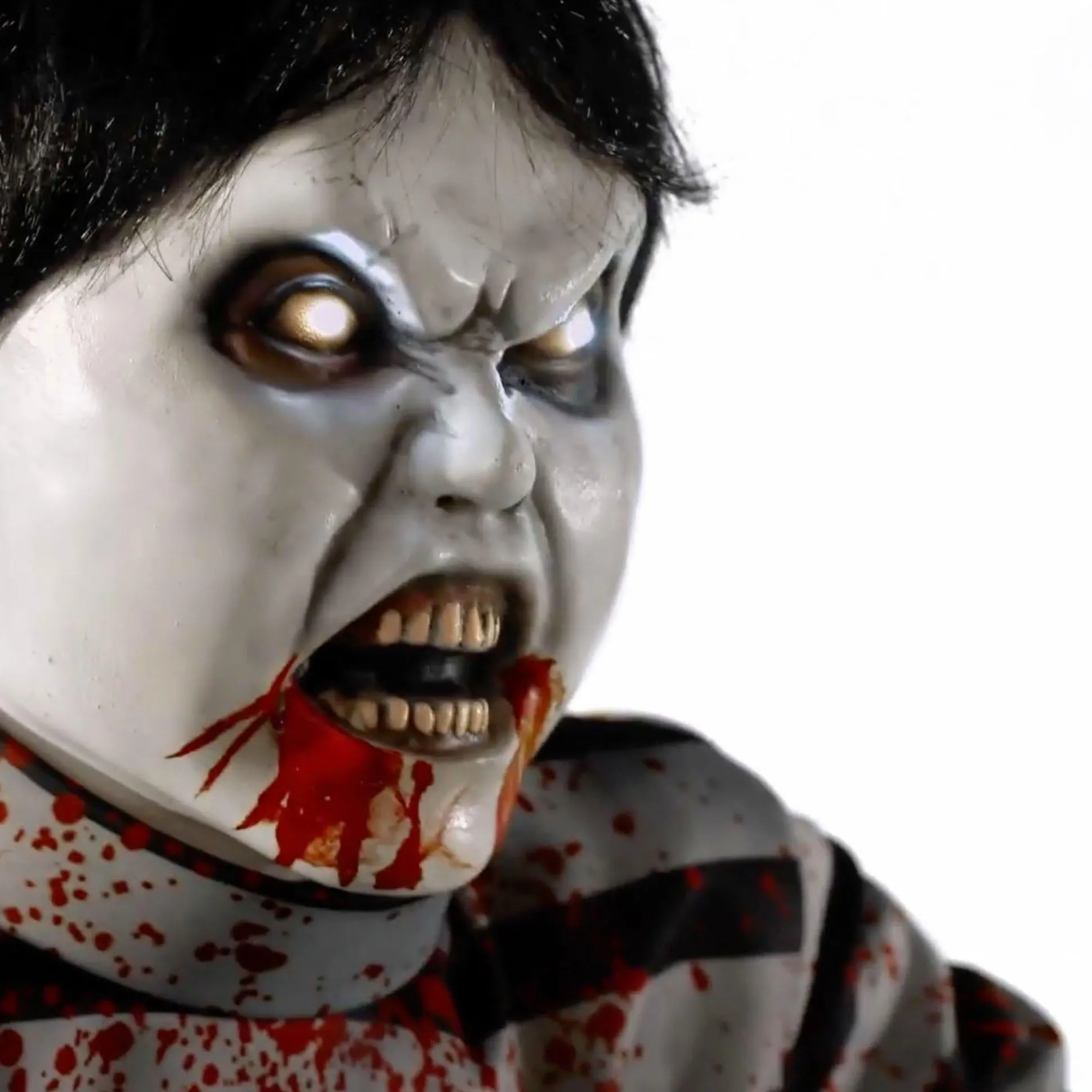 Party City Animatronic Light-Up Crouching Zombie Child, 2.3Ft X 3Ft - Halloween Decoration| Animatronics