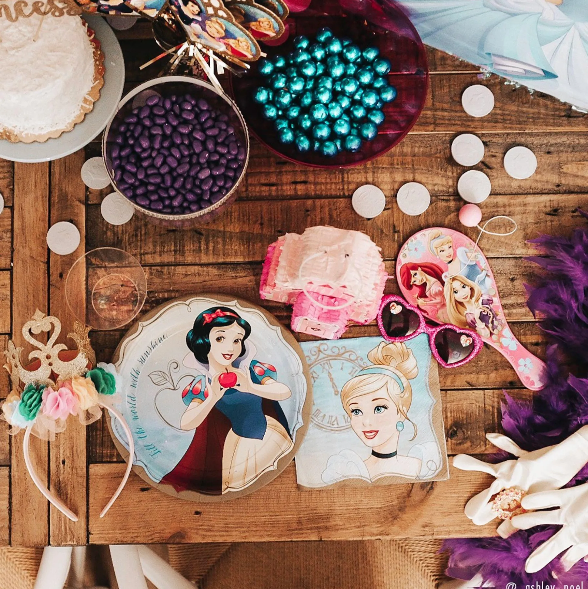 Outlet Disney Once Upon A Time Floral Crown Headband Tiaras, Crowns