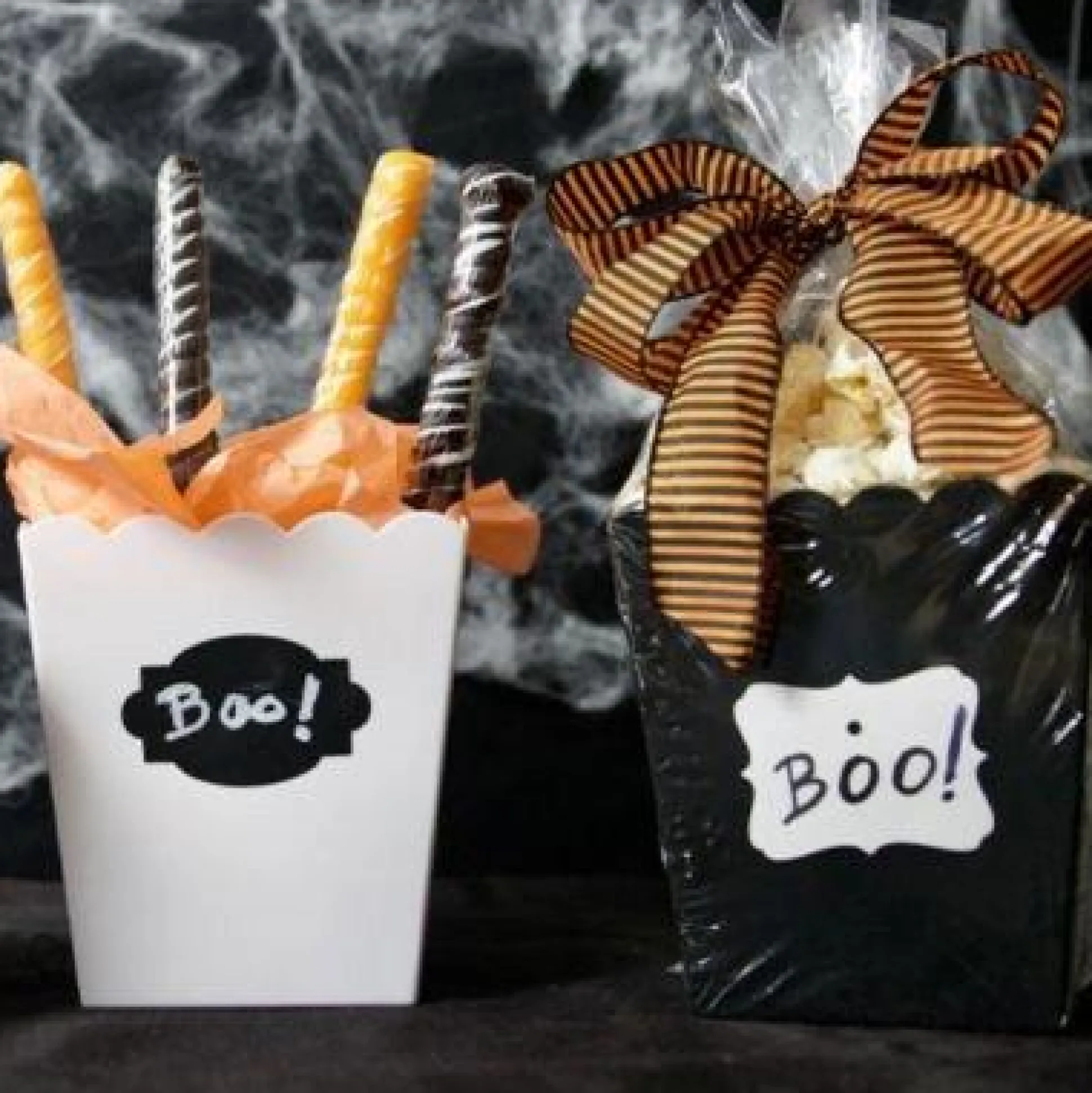 Party City White Stretch Spider Web, 200 Sq Ft| Spiders & Webbing